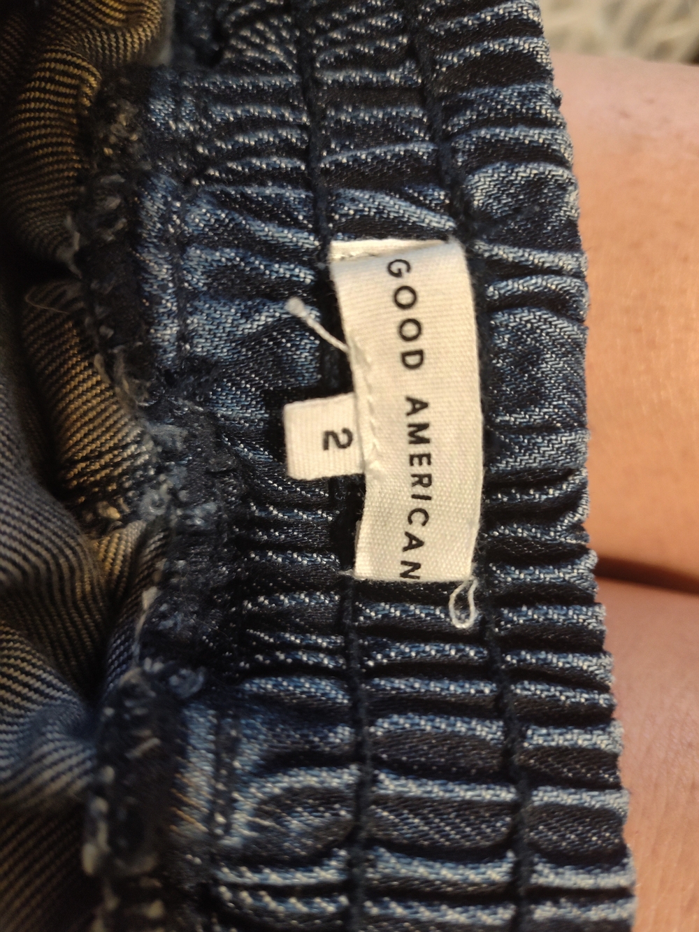 Good American Dark Blue Weightless Wide Legged Jeans